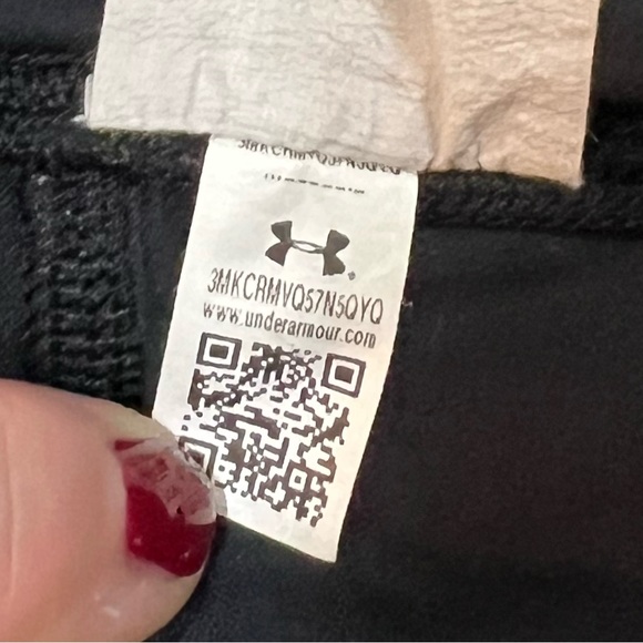 1 Pair of Under Armour Fitted High-Rise Waist Versatile Leggings w/Side Pockets - Picture 5 of 10